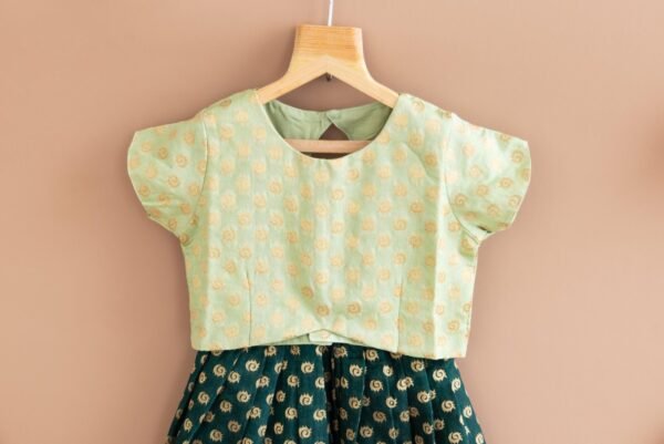 Green pichwai set - Image 2